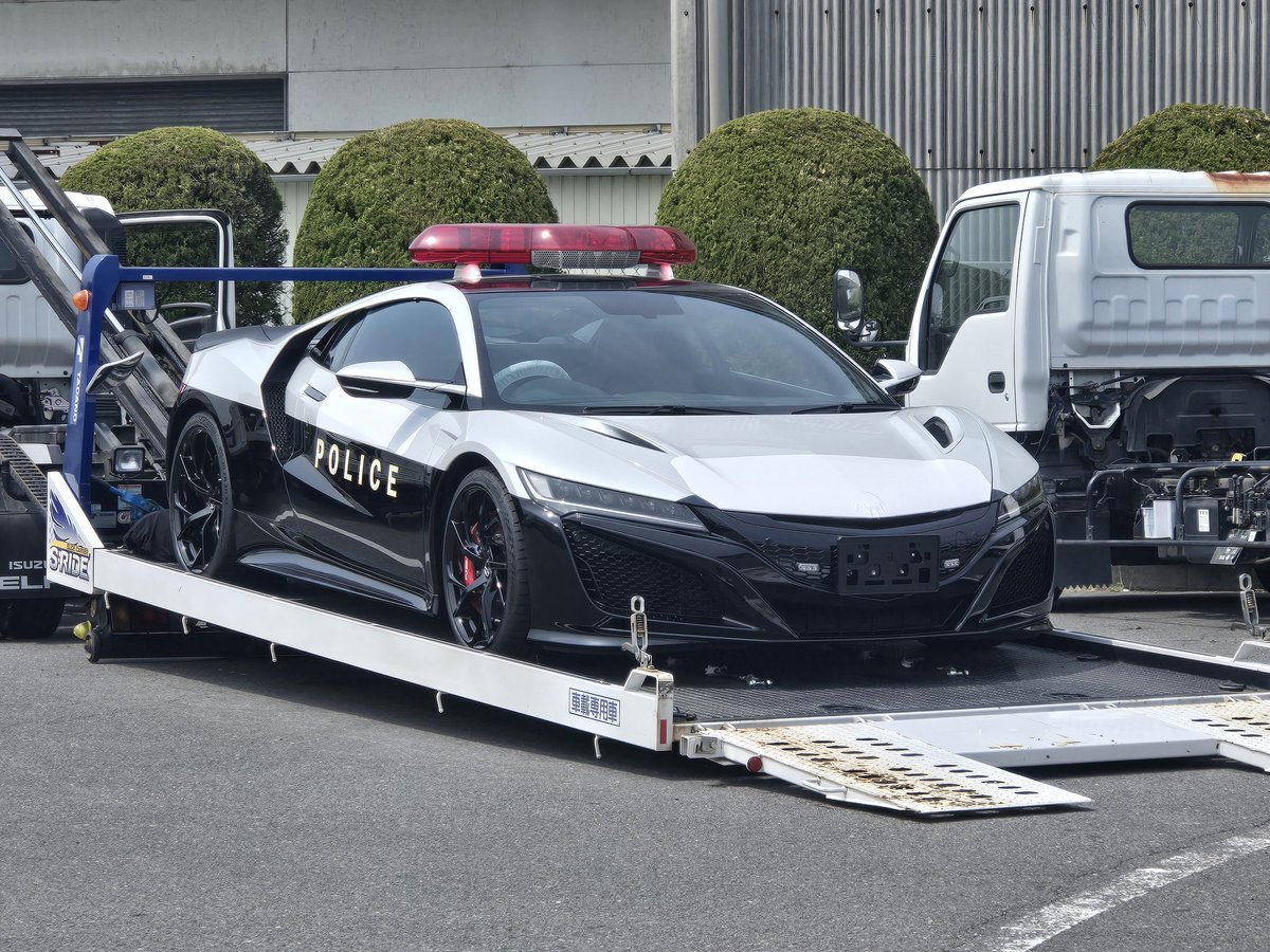 モビリティリゾートもてぎ｣で セーフティカーから引退したNSXが 最近い