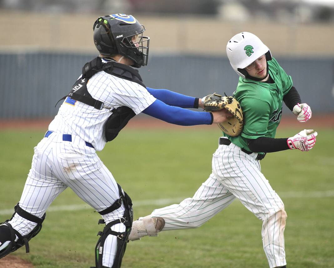 Cougars shut out New Castle, complete HHC sweep dlvr.it/TK42fm