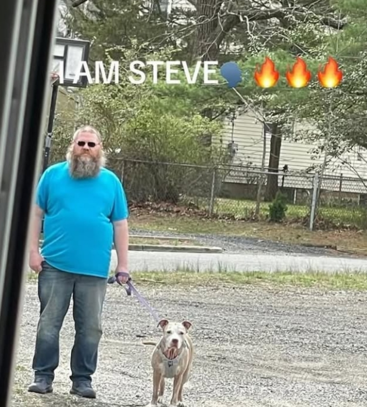 MinecraftMeme16's tweet photo. Yup it's him https://t.co/cSlRtj1FF7