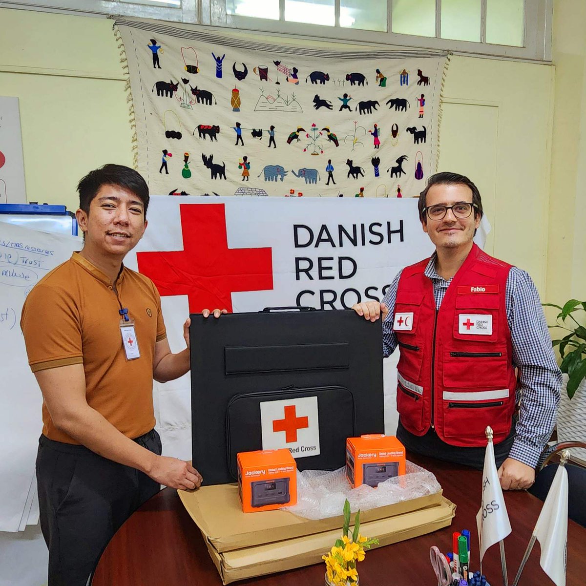 MyanmarRedCross's tweet photo. 🙏 A heartfelt thank you to @danskrodekors for their generous support! The equipment and devices provided to #MyanmarRedCross are vital to enhance our #earthquake response efforts. https://t.co/VG7DLTN8Y2
