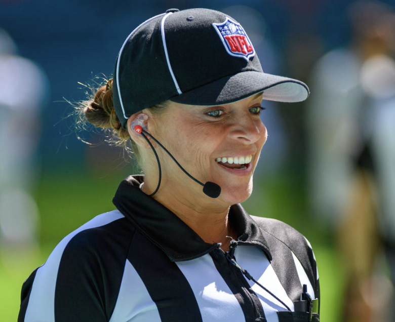 𝐑𝐞𝐩𝐨𝐫𝐭: The NFL fired three officials and demoted them to college ...