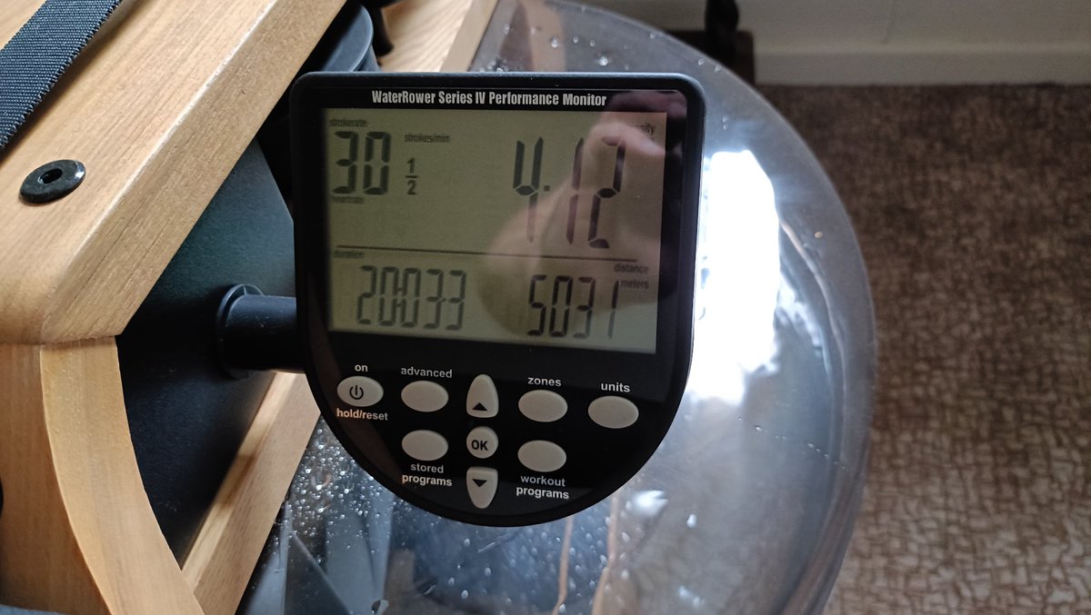 StevenFeary's tweet photo. New personal milestone on the #waterrower. These may be amatuer numbers but it feels good to get there. https://t.co/8wPfRgLccS