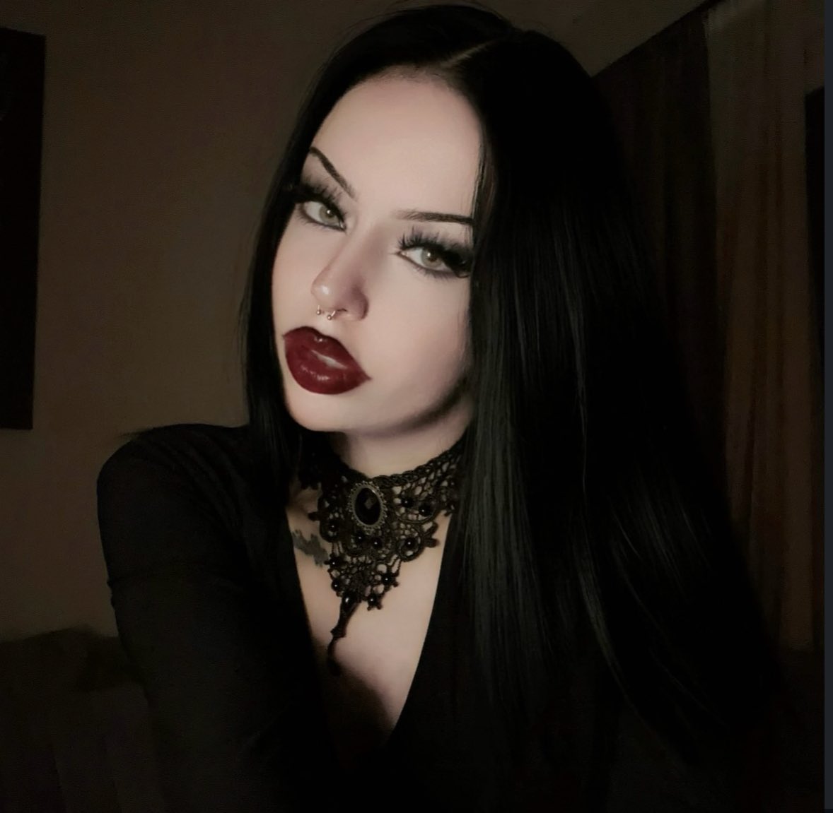 Nyx Nightingale tweet media