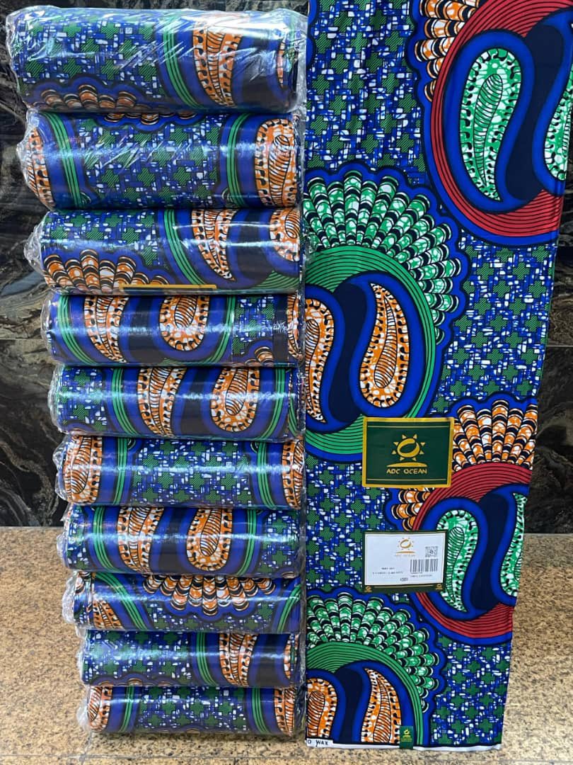 Herpsertooh's tweet photo. Lowest price guaranteed,quality never compromised 

XN WAX
COTTON 
6 YARDS 
PRICE 9300
📍Kano https://t.co/EkWnyNDzcr