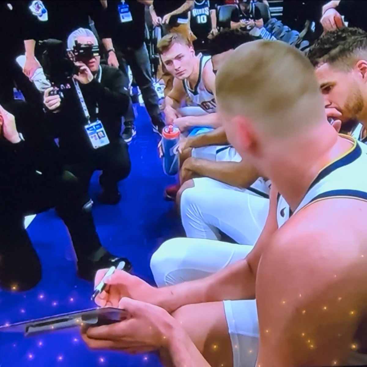DNVR_Nuggets's tweet photo. Coach Jokic https://t.co/dtexD1dgeh