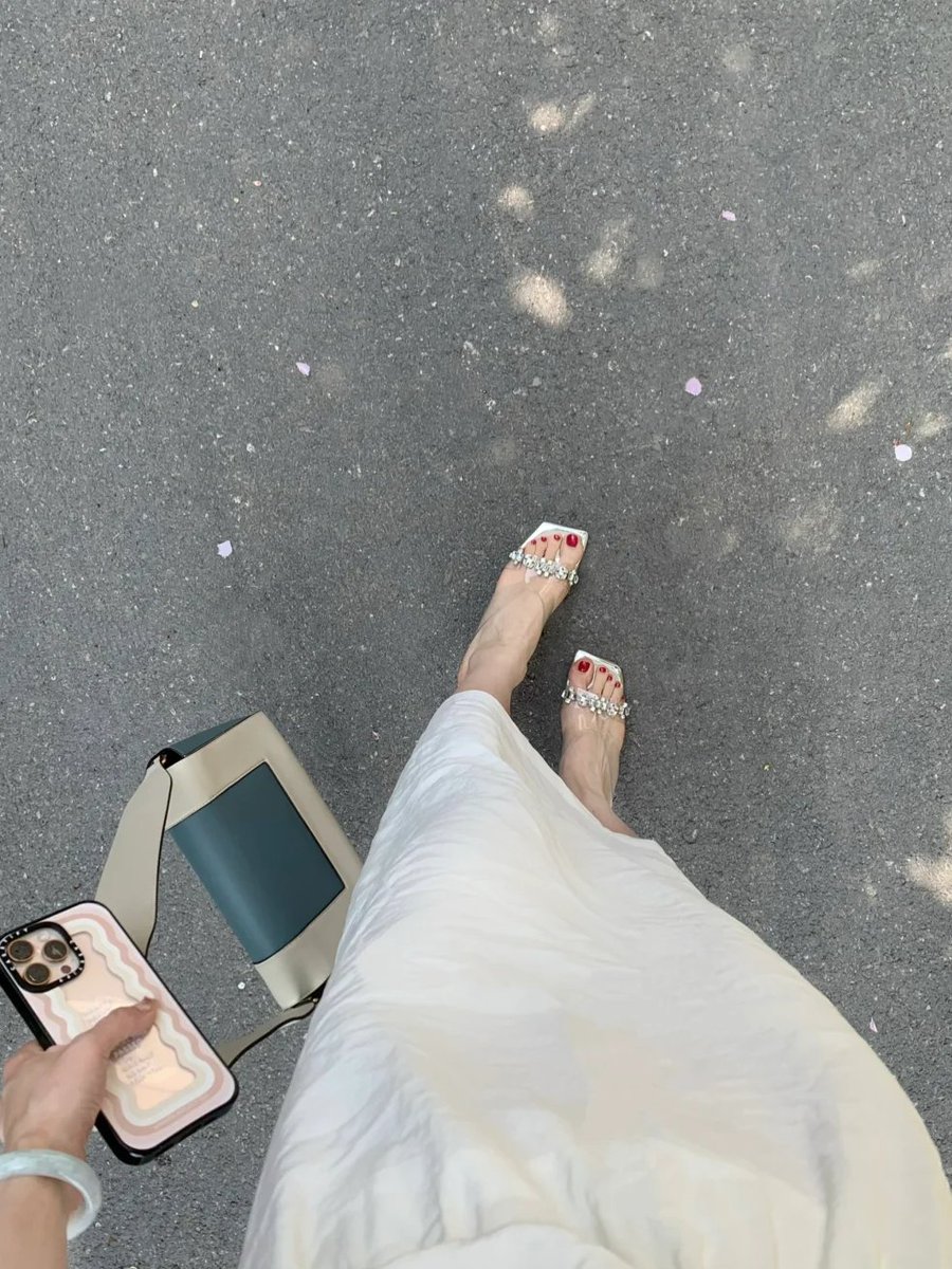 生活のすばらしさ、毎日のほほえみの中で隠して、細く長く流れて、優しくて楽しいです😊