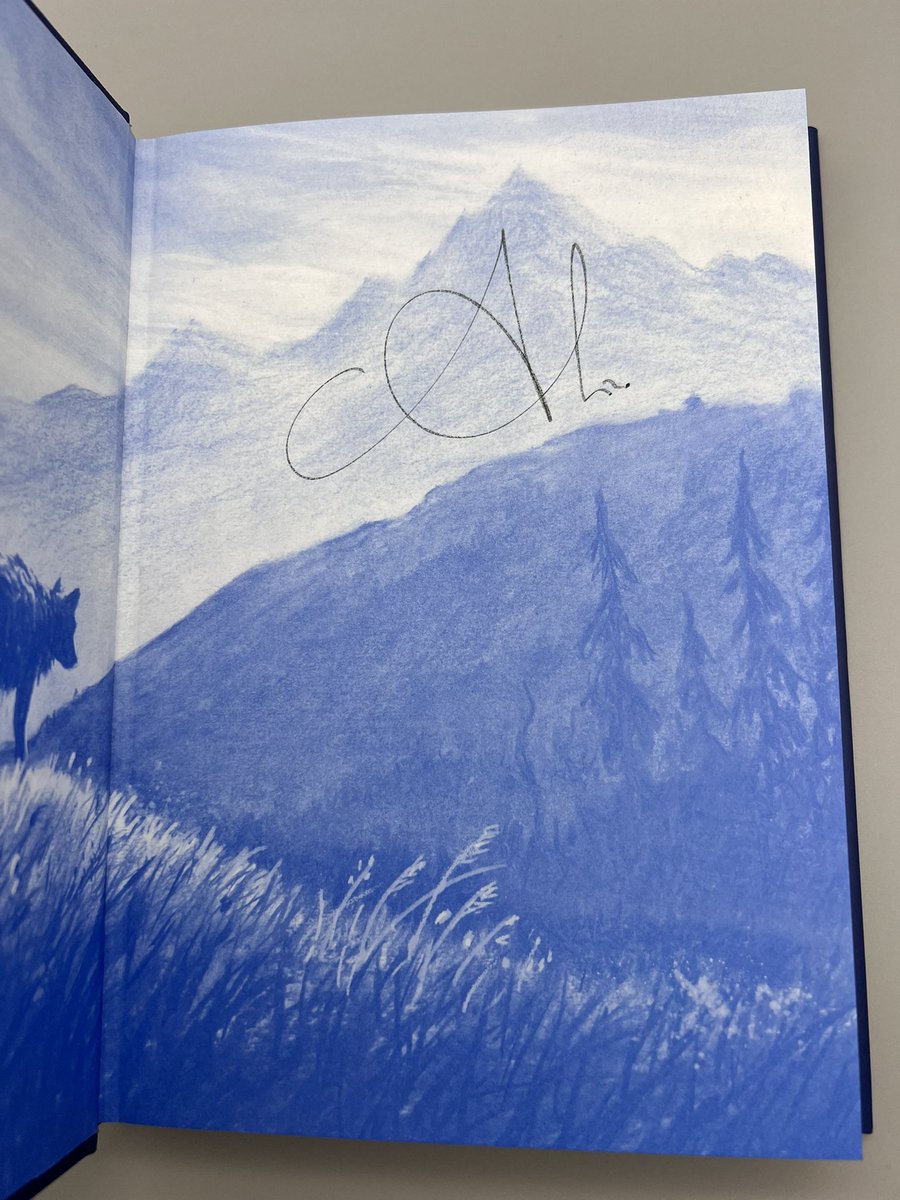 WOW L👀K AT THESE #SPREDGES
🐺🗻🐺🗻🐺🗻🐺🗻🐺🗻🐺

PUBLICATION DAY 🎉
#SIGNED Copies of #WolfMountain By <a href="/theAliceRoberts/">Prof Alice Roberts💙</a> 
<a href="/SimonSaysBooks/">S&S B👞👞ksellers</a> 

Order Your Copy ➡️ ebay.co.uk/itm/1674347154…
Free Shipping 📦
Publication date delivery 

#independentEdition
#sequel #WolfRoad #bestselling