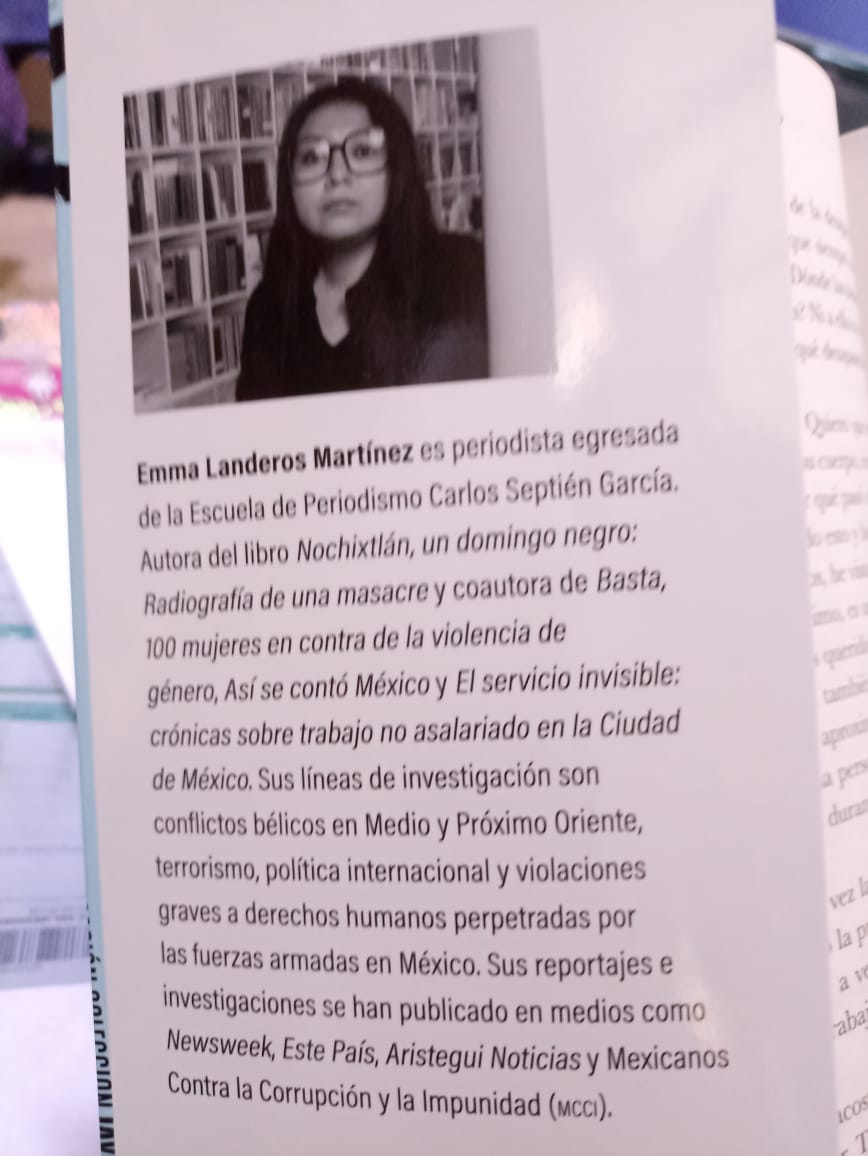 agendapoltrans's tweet photo. Presentación del libro transfeminicidio en la librería Octavio Paz, en la alcaldía Coyoacán 

Este libro es gracias al esfuerzo y los testimonios de hombres y mujeres trans que han vivido estos eventos que marcan un antes y un después en sus vidas

Agradecemos mucho todo https://t.co/Y30R71m6Yv