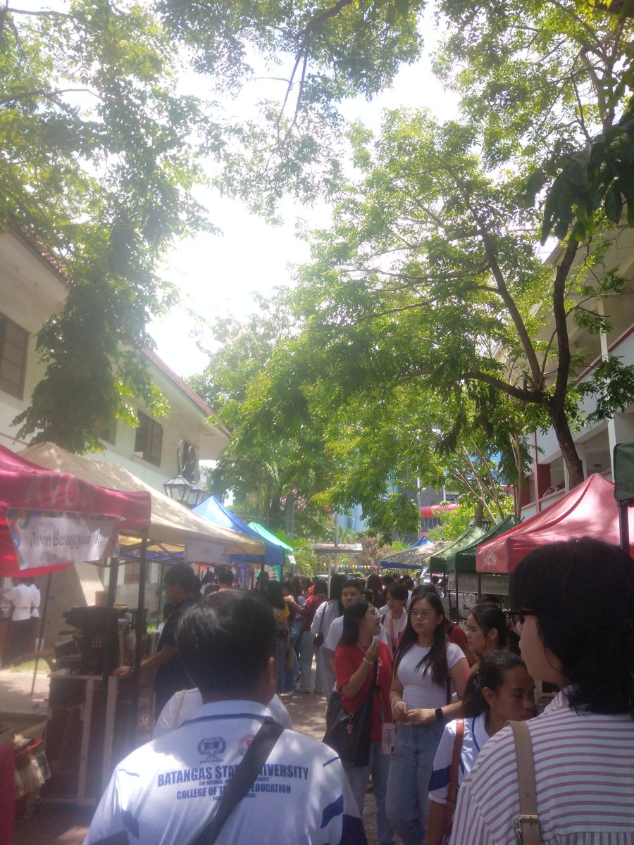 bagets567's tweet photo. Sino nasa 📍 bsu main now? Tara fun 💦 HAHHAHAA #alterbatangas #alterbagets https://t.co/Va7FRzF53l
