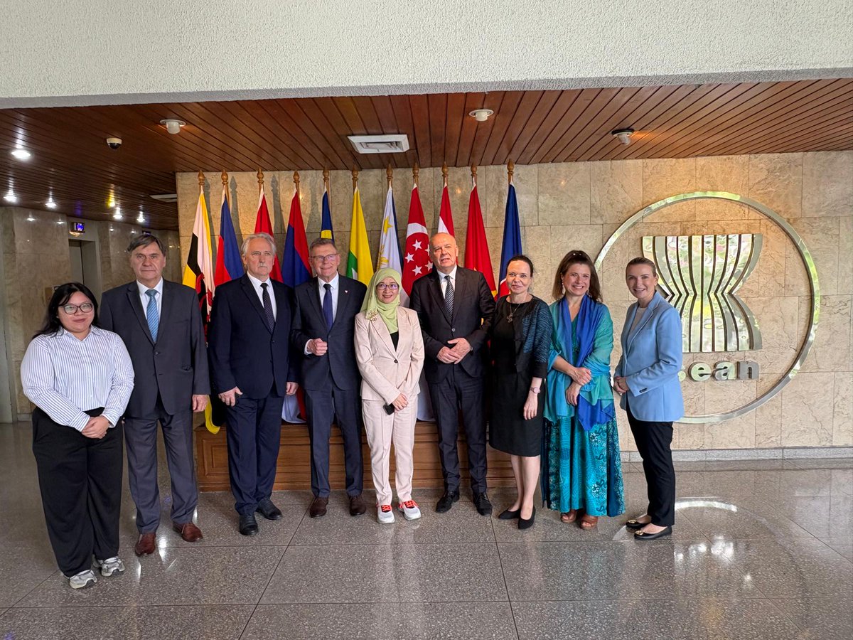 PL Embassy Jakarta tweet media