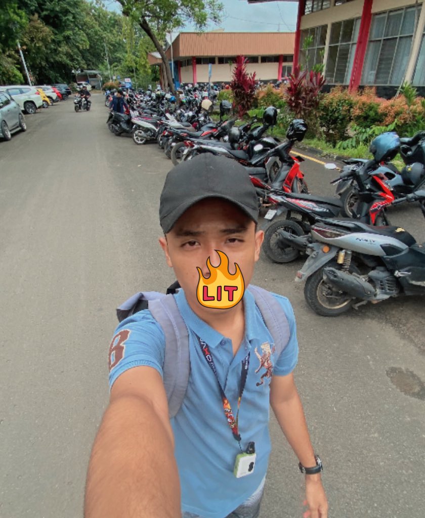 Arifnvrynt_'s tweet photo. Panas bgt ngampus hari ini🙂 https://t.co/aQ21PHvXGI