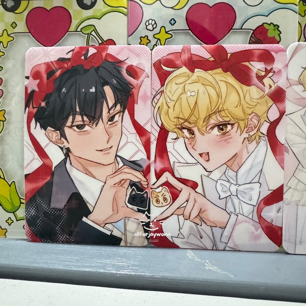 Announcement: 

My artist said I can give 10 copies of the Jay and Jungwon wedding photocard to the first 10 orders, but it will only apply to Batch 2 💍💖

I’ll be posting Batch 2 later at 6PM🕕! 

#FateToLoveStandee #jaywon #젱양