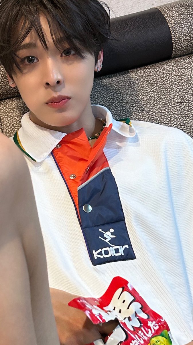 품이형 tweet media