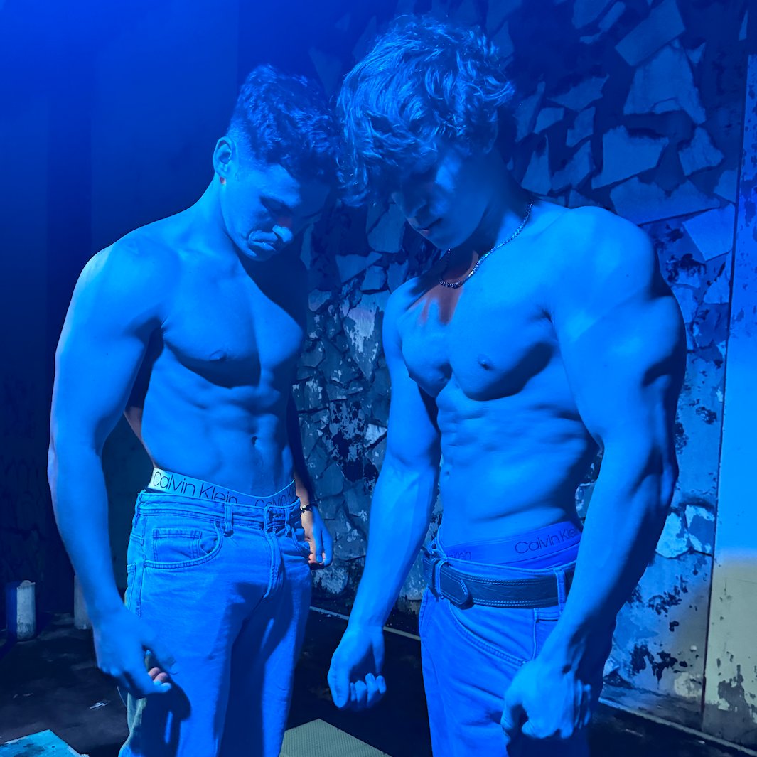Coop_CCCAMBATO's tweet photo. say hi for our suprise vid in ur dms 😝 https://t.co/cl1AXo8doi