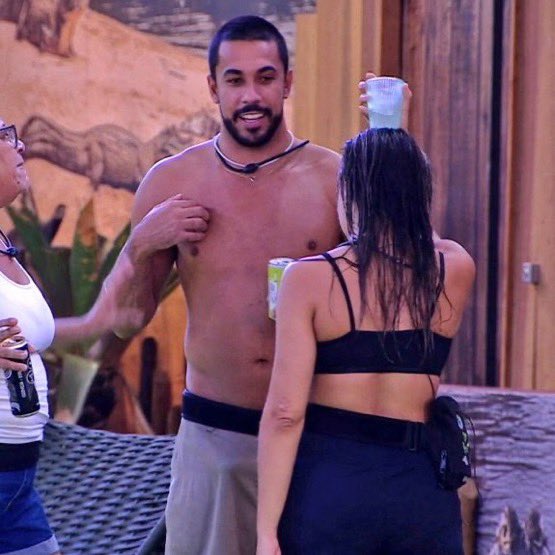 Dani tweet media