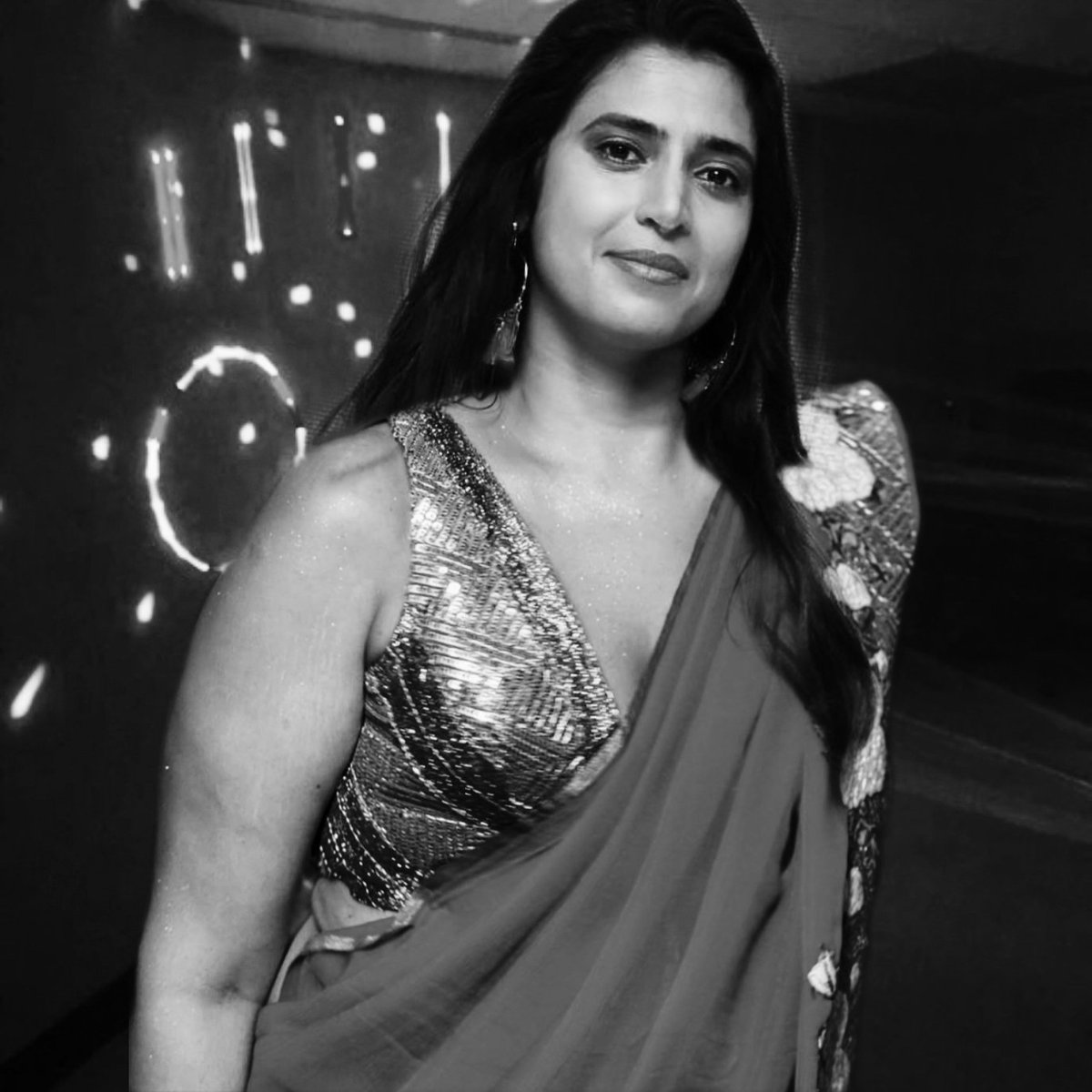 It's been quite longg my <a href="/KasthuriShankar/">Kasturi</a> mam has dazzled in sleeveless.. Was quite desperate as her hardcore fan.. And the outcome is this my masterpiece edit of my mam❤️❤️❤️...How's it <a href="/KasthuriShankar/">Kasturi</a> mam?

#KasthuriShankar #diva