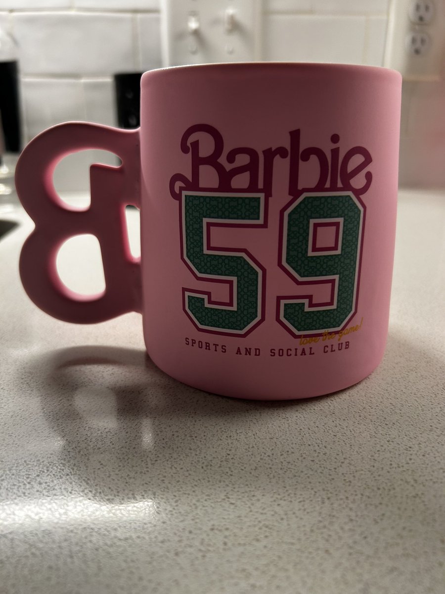 TheRealDaphanie's tweet photo. Found the cutest Barbie coffee mug ever 😍😍😍 https://t.co/VuTh4iTxYQ