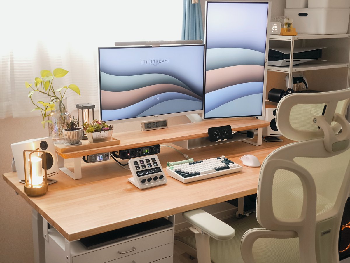 ryo_desk's tweet image. @FlexiSpot_JP 様よりオフィスチェア「C7 Lite(アボカドグリーン)」をご提供いただきました！🌟
淡色好きにはたまらない、ベージュ×パステルグリーンの組み合わせが可愛すぎる🤍💚

そして魅力は見た目だけではなく機能性も！
特に感動したのが、座面とアームレストの調整機能の豊富さ。…