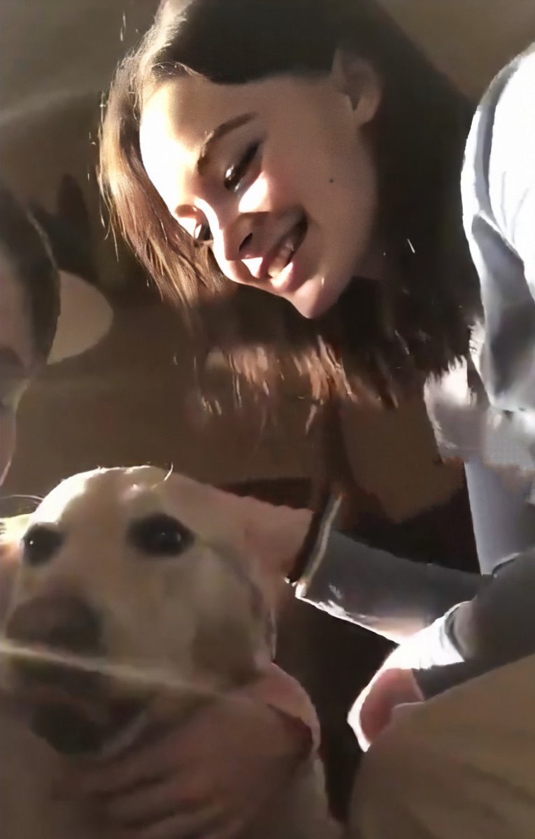 StillAlexandria's tweet photo. Happy birthday sunny human being @Amaliajaja, I wish you all the best and everything you want, take care of yourself and enjoy the love of your loved ones and light up the world with your beautiful smile 🌺🎈 #HappyBirthdayAmaliaHolm #MotherlandFortSalem https://t.co/8TRekw2b7N