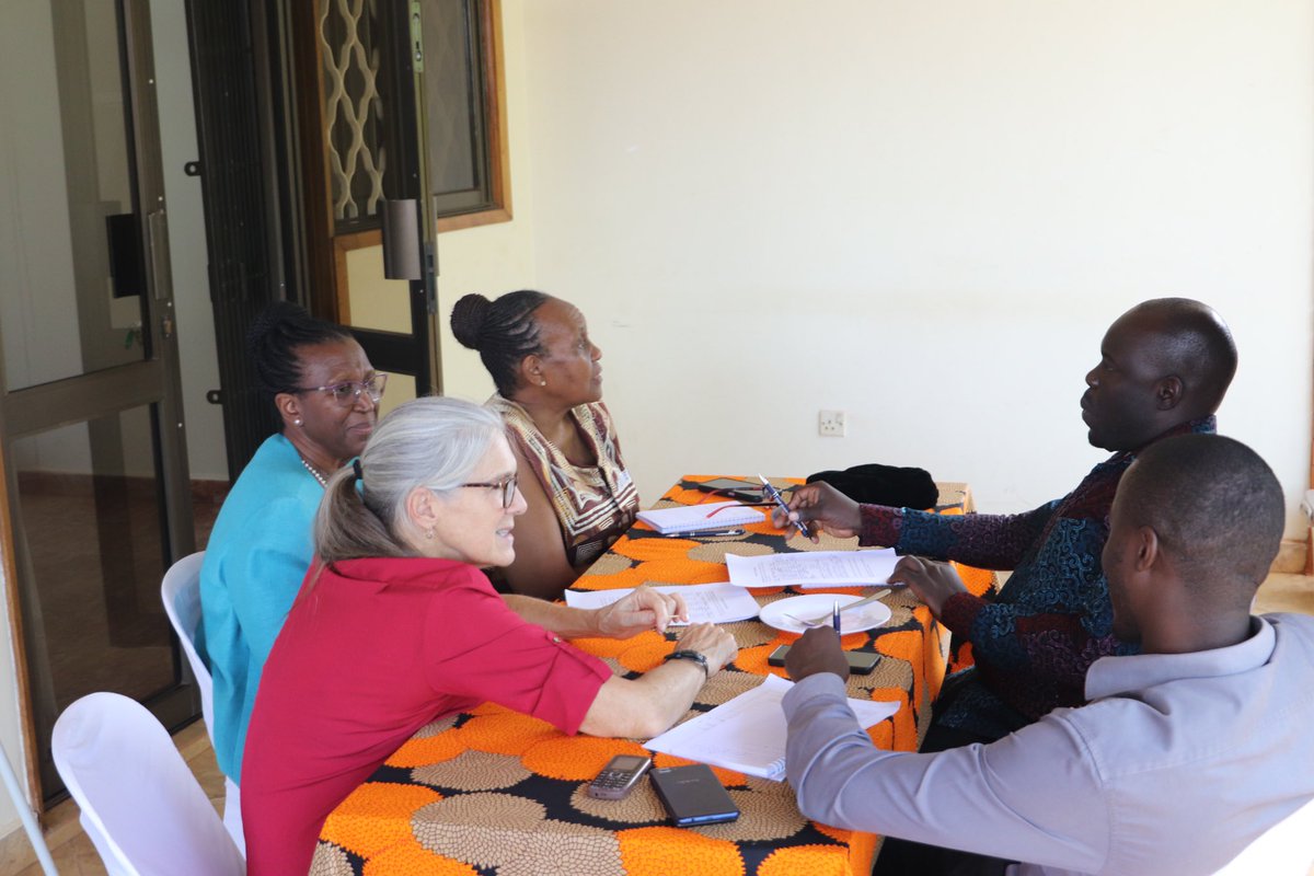 WSR_Uganda's tweet image. Peace messaging isn't just communication—it's prevention.
Timely, inclusive, and strategic messages can diffuse tensions, debunk misinformation, and promote civic responsibility. 🕊️
#UGWomen4Peace
@IrlEmbUganda