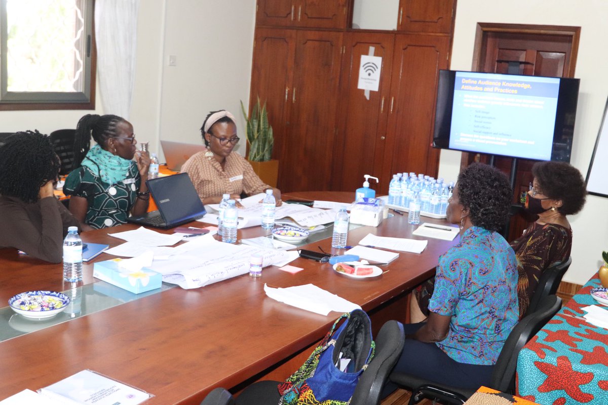 The Women's Situation Room (WSR) Uganda (@wsr_uganda) on Twitter photo Peace messaging isn't just communication—it's prevention.
Timely, inclusive, and strategic messages can diffuse tensions, debunk misinformation, and promote civic responsibility. 🕊️
#UGWomen4Peace
<a href="/IrlEmbUganda/">Ireland in Uganda</a> Peace messaging isn't just communication—it's prevention.
Timely, inclusive, and strategic messages can diffuse tensions, debunk misinformation, and promote civic responsibility. 🕊️
#UGWomen4Peace
<a href="/IrlEmbUganda/">Ireland in Uganda</a>