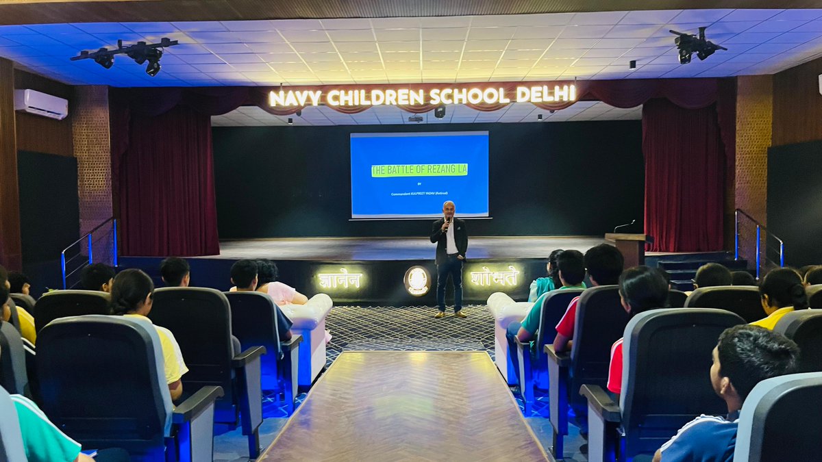 NCS Delhi hosted an inspiring #EminentPersonsTalk 🗣️ with Cmdt @kulpreet_yadav (Retd) on 09 Apr 25. He shared the remarkable story of the Battle of Rezang La 🇮🇳. His powerful account of courage 💪 and sacrifice 🙏 deeply moved Class X students. #RezangLa #ProjectVeerGatha3.0🎖️