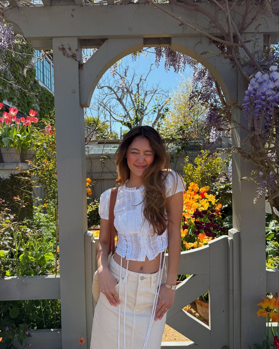 Oh how we love spring… soft fits, bold wrists. #larssonjennings #womenswatches #accessories