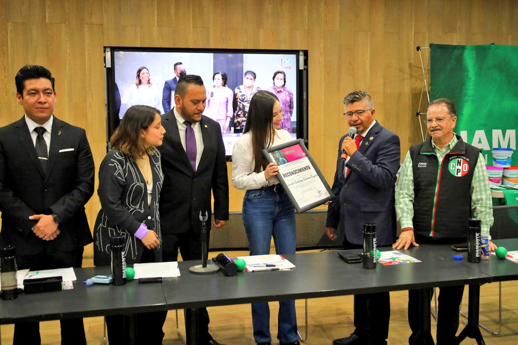 SMI_Nacional_'s tweet photo. #SinergiaSMI "Nuestras sinergias fortalecen el compromiso con nuestra @CNOPNacional siendo un ejemplo de trabajo entre el #CENSMI #ARMAC en eventos conjuntos para fortalecer a las y los profesionistas y tecnicos de México." @alitomorenoc @fuensantaGuerr4 @Arq_Bohorquez @DRJMM_ https://t.co/gtKpopVpPl
