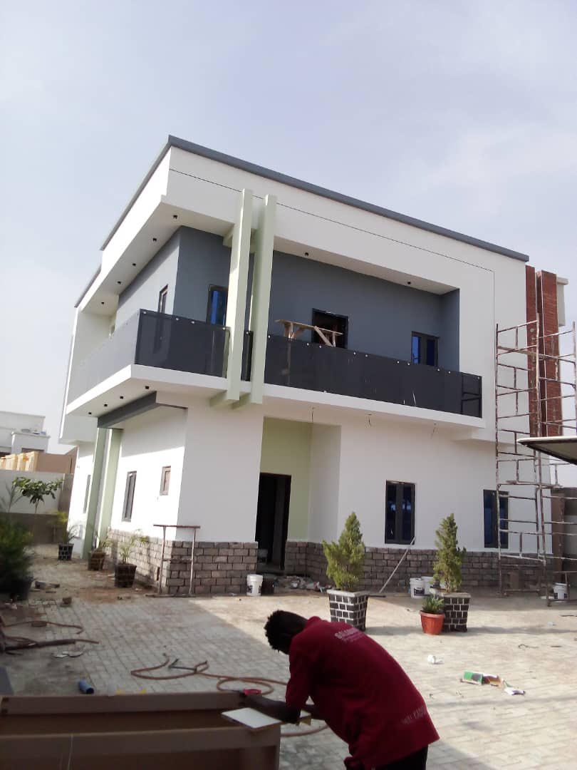 Imagination Vs Reality 👷‍♀️ 
Chambers Real Estate Kano
