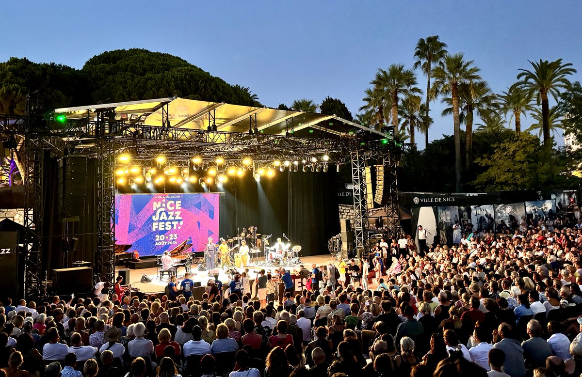 #NiceJazzFest2025 - Santa, M, Raye, Jorja Smith, Feu Chatterton et plein d'autres ... Découvrez la programmation complète du Nice Jazz Fest qui se déroulera du 24 au 28 juillet 2025 🎷 
👉 mister-riviera.com/2025/04/07/nic…

#NiceJazzFestival #ILoveNice #CôtedAzurFrance #Nice06