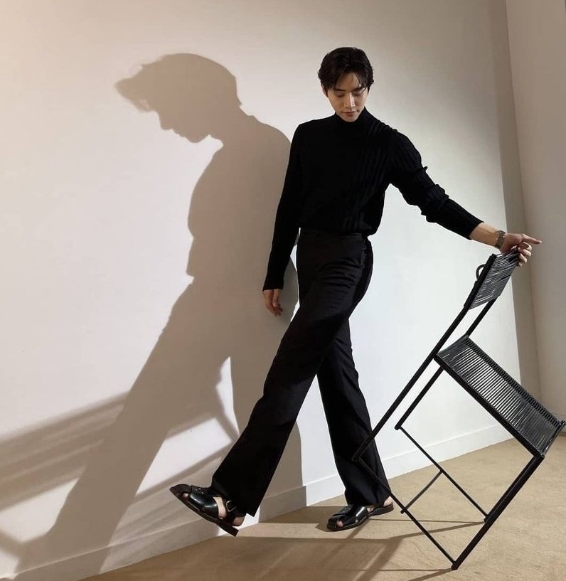 jagiya_a's tweet photo. The body of a man with the top 1% self-management is so beautiful.
💛
@dlwnsghek
@follow_leejunho
#LeeJunho #Junho
#leejunho #2pmLeeJunho
#李俊昊 #이주노 https://t.co/lssCSuJwJl