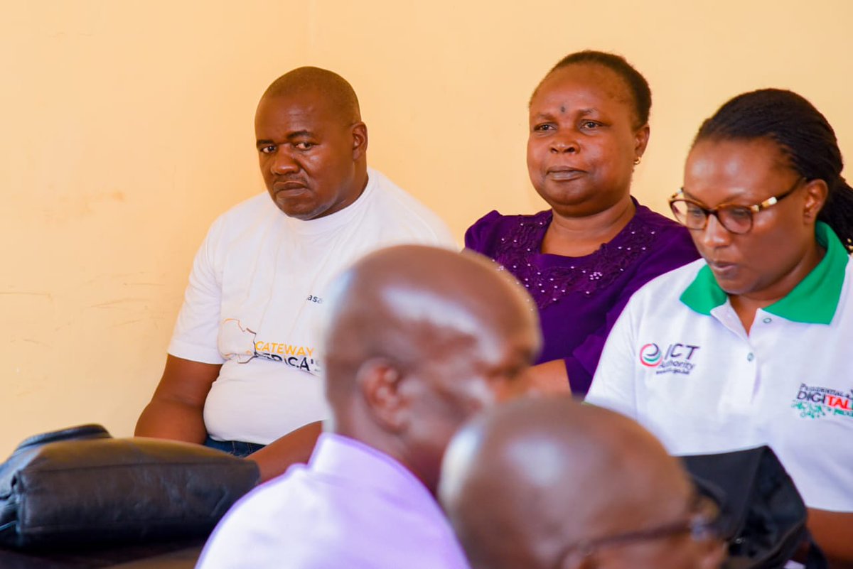 miss_dipendent's tweet image. Each digital champion trained will go on to transform hundreds of lives within their community by sharing skills and knowledge. @KICTANet @UKinKenya #DigitalAccessProgramme.