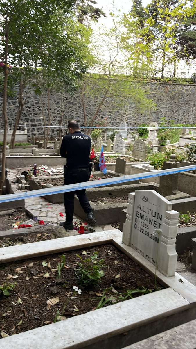 Duruşmaya giderken gerçekleştirilen bu eylemle ilgili müvekkillere ve bize verilmek istenen mesajın farkındayız. Bugün için gerekli güvenlik önlemlerinin alınması ile ilgili hem Sayın Mahkeme Başkanı, hem de Sayın Anadolu ve Bakırköy Cumhuriyet Başsavcılarıyla görüştük.