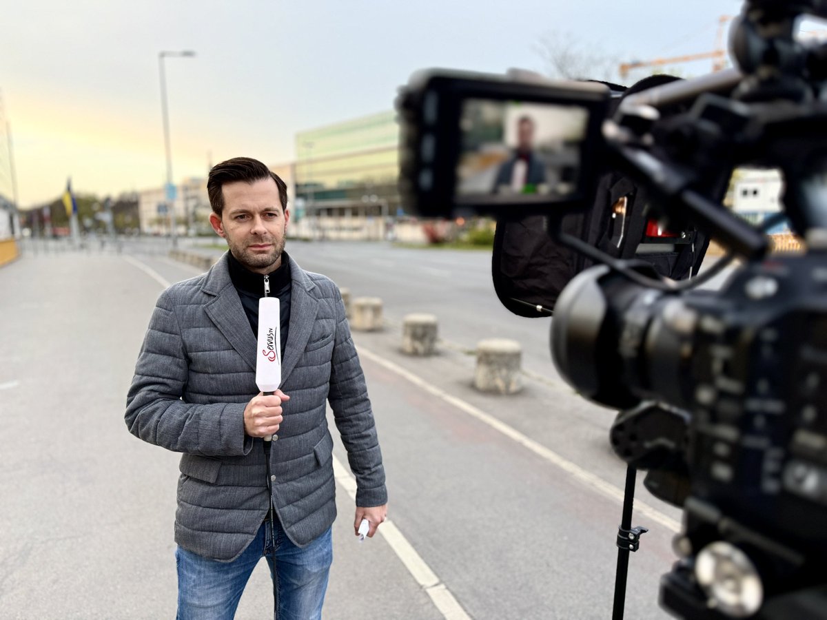 David Rohde tweet media