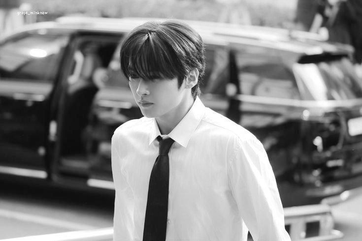 eunxscript's tweet image. TETRIS 
Local Au of Lee Know Skz 
Long Au / Romance 
©️eunxscript