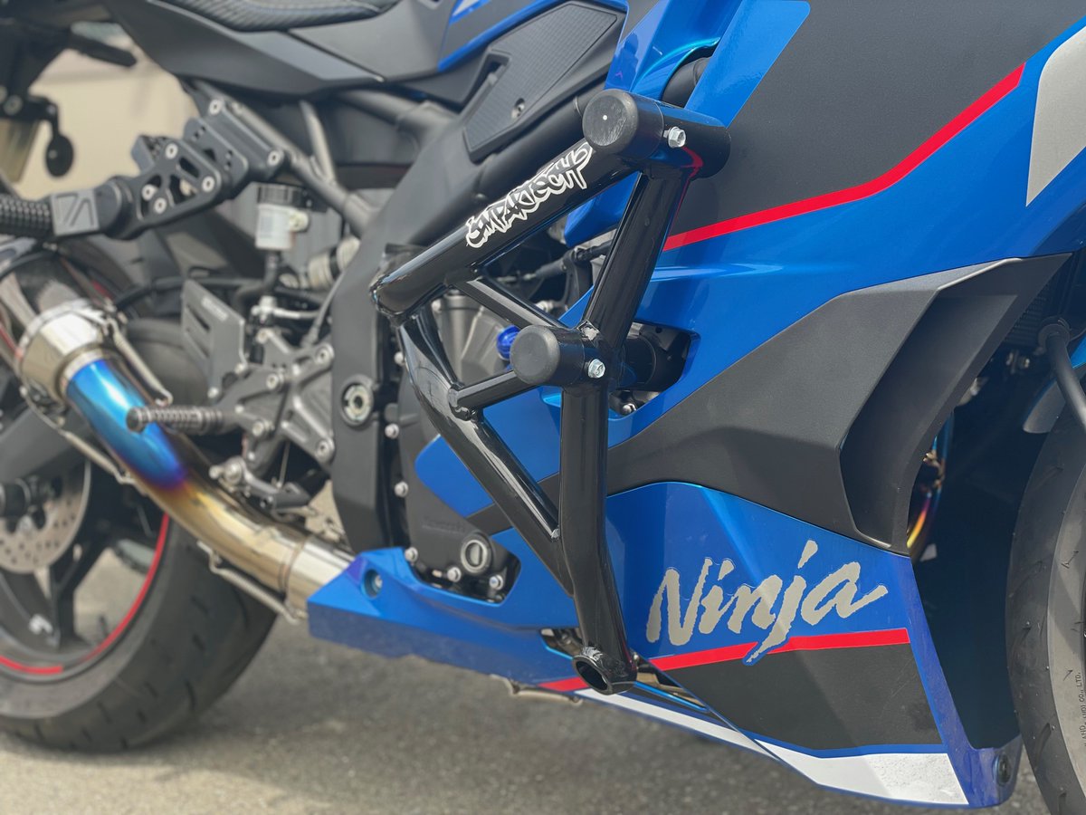 バイク、カーパーツ輸入販売のAxxL (@AxxLMoto) / X