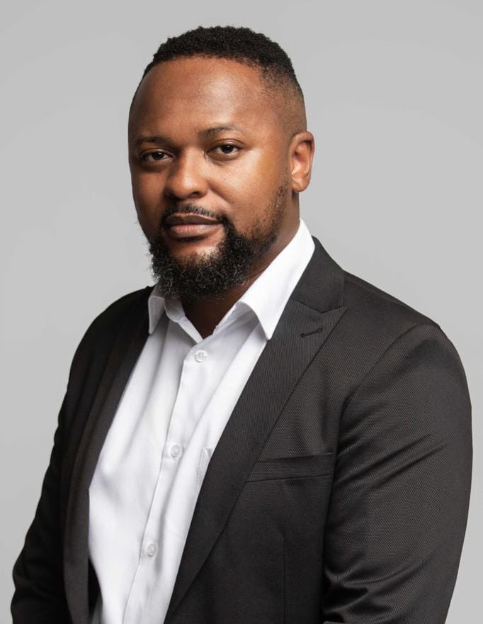 trufm's tweet photo. #BrakeDown
Hit Song, No Pay?
We’re diving into the Jerusalema royalties drama with Entertainment Lawyer Bongani Madikane.
#LunchTimeShandis https://t.co/HxVMgTBNTb