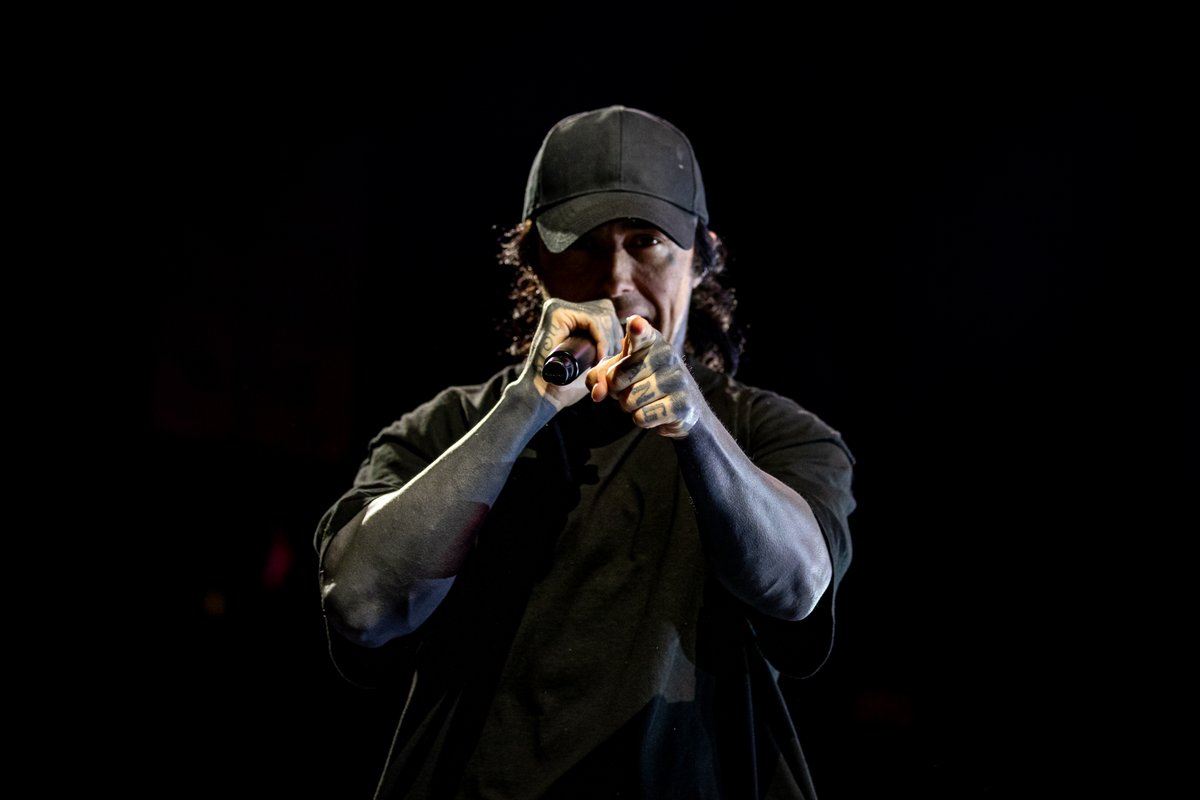 HEY YOU! 🫵

Don't forget to check out our 2025 season schedule at bit.ly/4llpLss!

And we'll see you soon at <a href="/MILotteryAmp/">Michigan Lottery Amphitheatre</a>! 🤗 

📸 : <a href="/mezgarth/">Mirak Habbiyyieh</a> 
(Falling in Reverse, 9/14/2024)