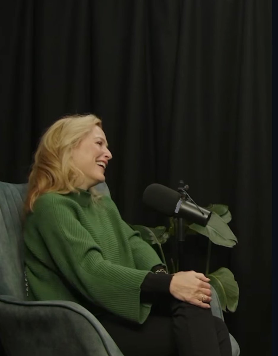 best of gillian anderson tweet media