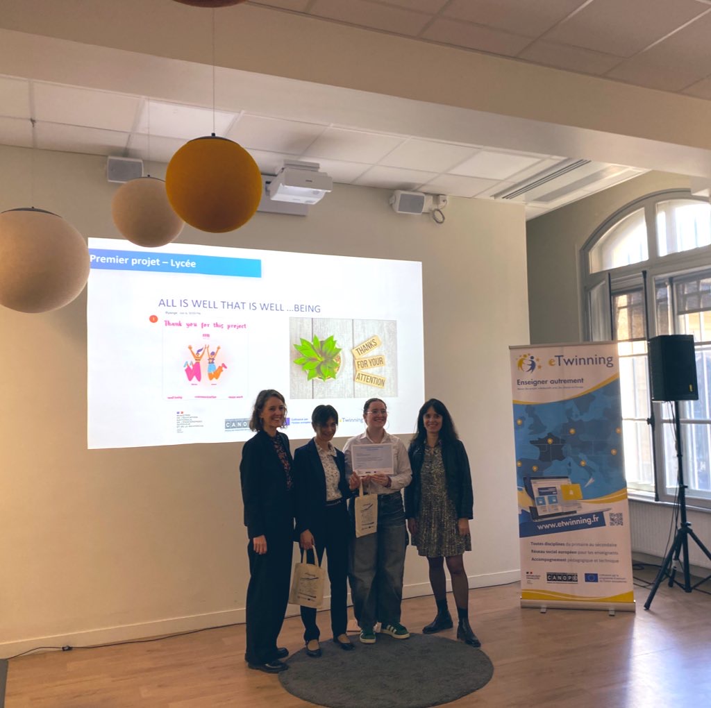 RANouvAquitaine's tweet photo. 👏Félicitations aux 2 lauréats de @RANouvAquitaine du concours national eTwinning 

🏅lycée Saint Vincent de Paul @AcBordeaux lauréat du prix Voie Pro 
🏅lycée Eugène Jamot d'Aubusson @aclimoges lauréat du prix premier projet niveau lycée 
Bravo aux élèves et leurs enseignants ! https://t.co/XbuuN3YFf1