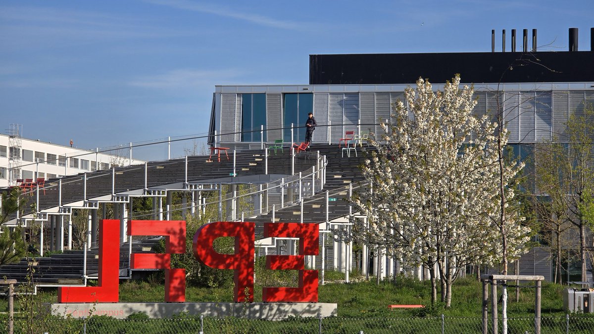 Always happy when spring and good weather visits <a href="/EPFL_en/">EPFL</a>