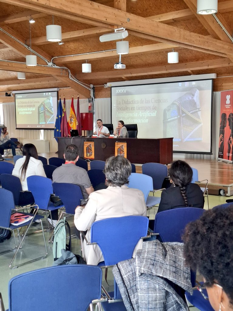 Laboratorio Temporal (@eltiempolate) on Twitter photo Clausura del #35SimposioDCS con el compañero de <a href="/eltiempolate/">Laboratorio Temporal</a> <a href="/Alejandro_Egea/">Alejandro Egea</a> y la compañera Neus González Monfort (Presidenta de <a href="/aupdcs/">AUPDCS</a>).
Un placer el compartir con vosotros/as este simposio tan especial, ¡gracias! 🙌🏽🤗🥹 Clausura del #35SimposioDCS con el compañero de <a href="/eltiempolate/">Laboratorio Temporal</a> <a href="/Alejandro_Egea/">Alejandro Egea</a> y la compañera Neus González Monfort (Presidenta de <a href="/aupdcs/">AUPDCS</a>).
Un placer el compartir con vosotros/as este simposio tan especial, ¡gracias! 🙌🏽🤗🥹
