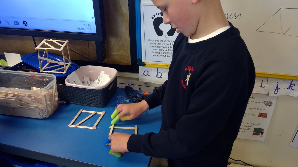 St.Michael’s RC Primary (@michael_primary) on Twitter photo Year 5
Yesterday we began making bridges as part of our DT project. <a href="/STOC_CAT/">St Teresa of Calcutta CAT</a> #stmicdt Year 5
Yesterday we began making bridges as part of our DT project. <a href="/STOC_CAT/">St Teresa of Calcutta CAT</a> #stmicdt