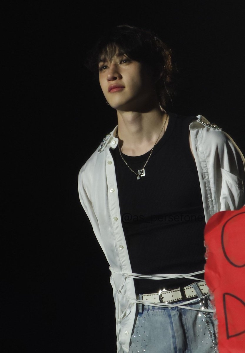 bang christopher chan you're the prettiest human on earth