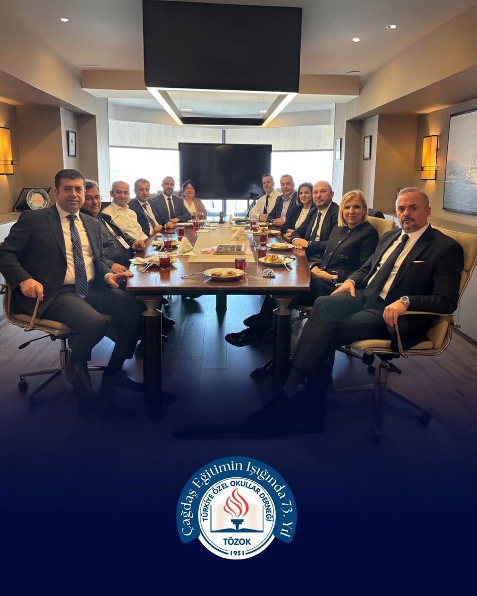 TOZOK1951's tweet photo. ECNAIS ve EFEE işbirliği ile derneğimizin organizasyonunda bugün üyemiz Ste. Pulcherie Fransız Lisesi'nin ev sahipliğinde düzenlenen konferans sonrası gerçekleştirilen Yönetim Kurulu Toplantımız.
#tözok #türkiyeözelokullarderneği #ecnais #efee #stpulcherie #fransızlisesi #konferans #yönetimkurulu #eğitimdeişbirliği #uluslararasıeğitim #özeleğitim #eğitimderneği #eğitimtoplantısı