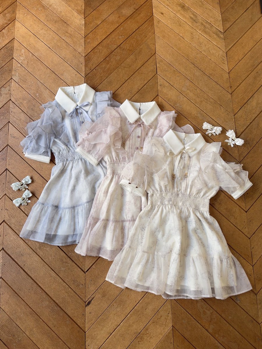 coming soon 】 大人気で即完売した ♡花柄ミニワンピース♡の 半袖