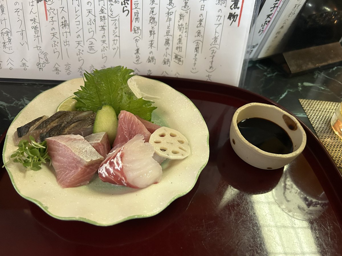 papamaru880's tweet photo. 久しぶりに酔うほど飲んだー
徳島料理サイコー
今日はゆっくり寝れそう

#徳島市　#徳島駅前　#さわらぎ　#すだち酎 https://t.co/Z5s87ck4uT