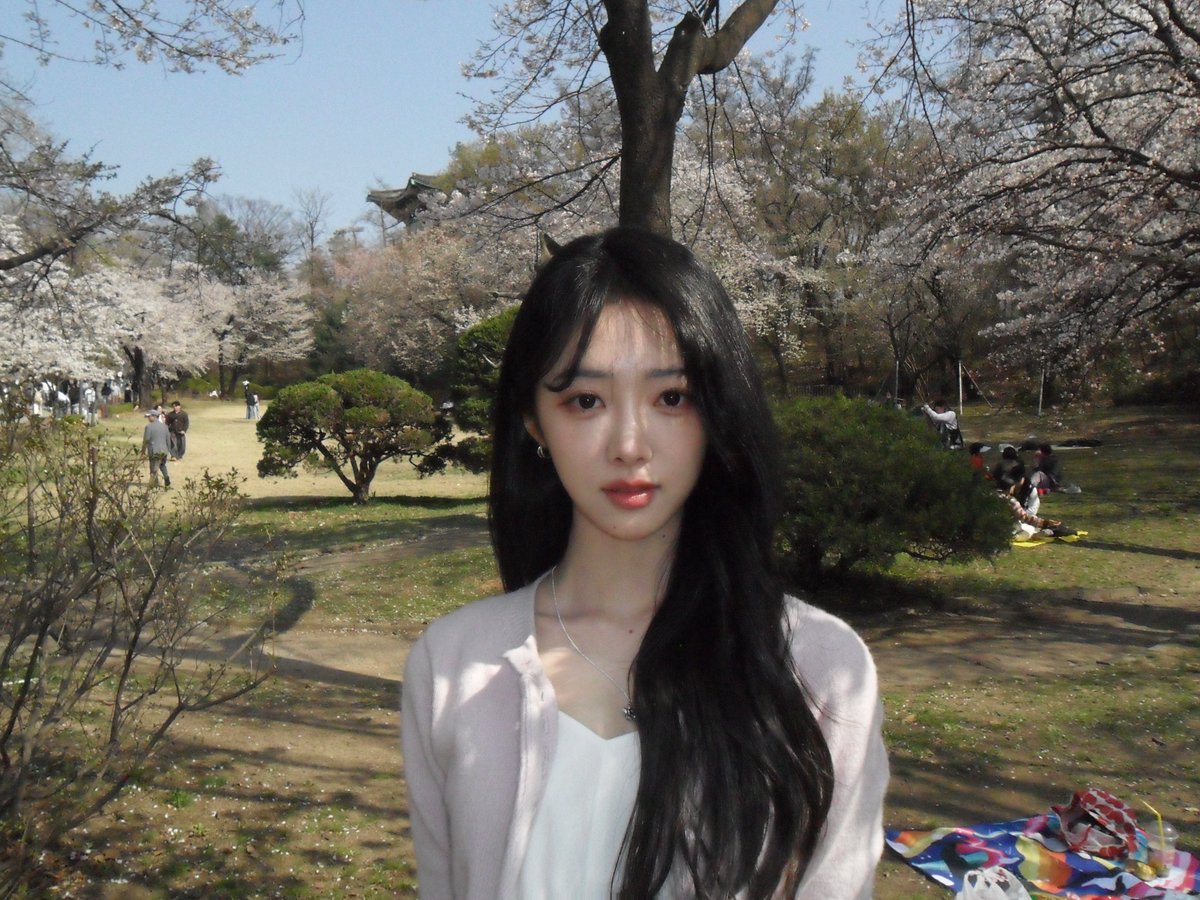 geenius_members's tweet photo. #예영이예영 

디카 감성 🌸 お花見行こよー

#지니어스 #Geenius
#예영 #Yeyoung #イェヨン https://t.co/O96wlKrbYq