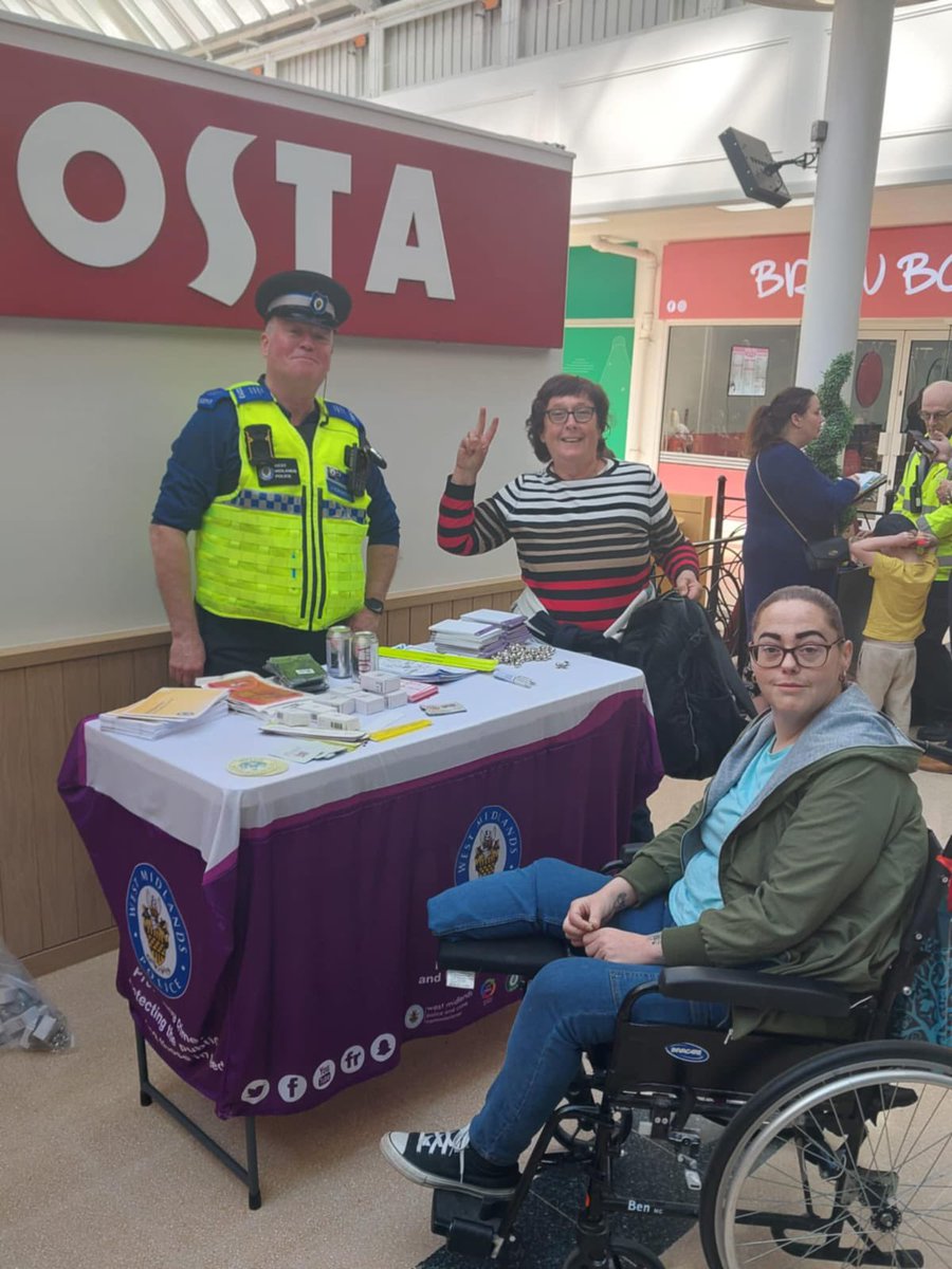 Stourbridge Neighbourhood Officer PCSO Norgrove at The Rye Market conducting Crime Prevention stand with the community- Key engagement of Local Neighbourhood Policing- #OpAdvance Dudley
