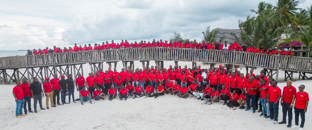EmpowerLtd's tweet photo. Driving Success Together: Enhancing Team Dynamics for Optimal Results 

A unified work culture @airtel_tanzania creates a positive environment where employees are valued and motivated.

#WeLoveLearning
#GrowthMindset
#TanzaniaToTheWorld https://t.co/VXslJpXLs1